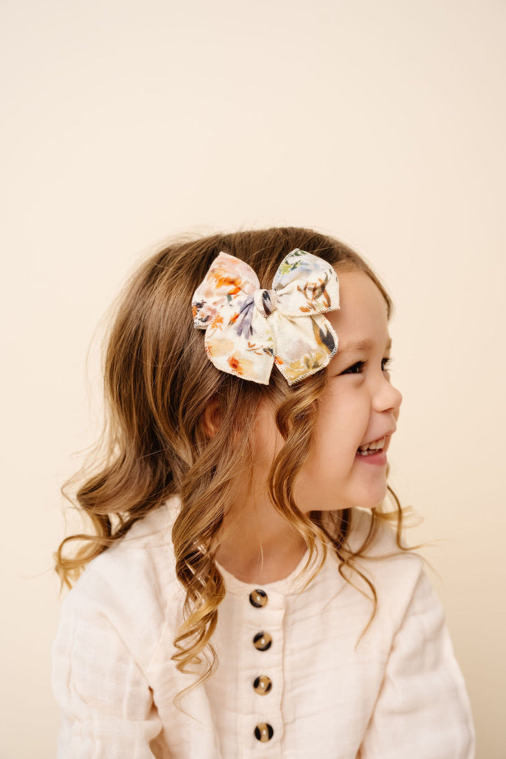 Cloud Muslin™ Heirloom Bow - Nellie Clip